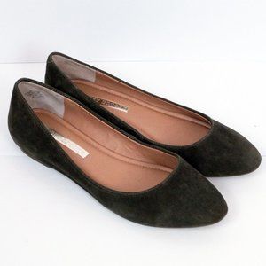 Audrey Brooke Mojito Suede Flat